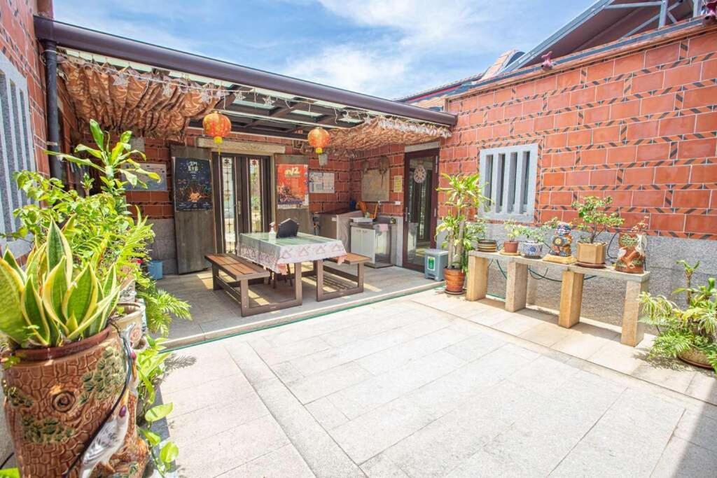 任我行民宿 Jincheng Esterno foto